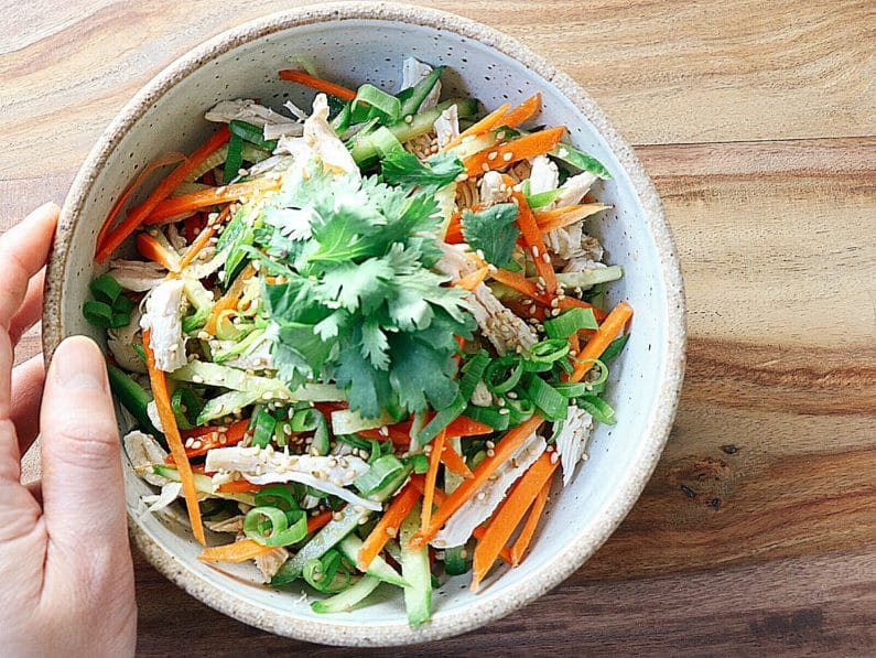 Paleo 1 Minute Asian Chicken Salad