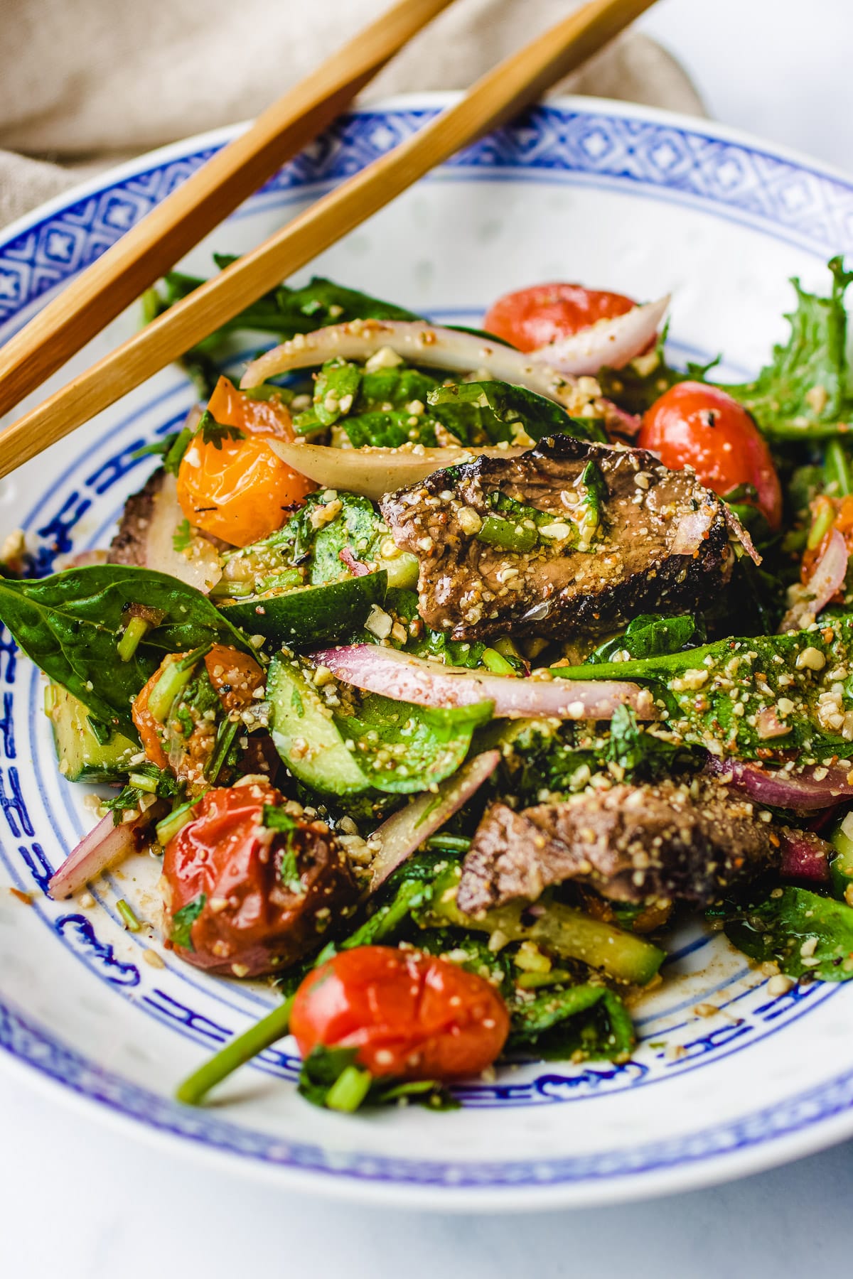 Grilled Thai style beef salad with Thai chili sauce dressing made paleo, gluten-free, low carb, and Whole30 from I Heart Umami.