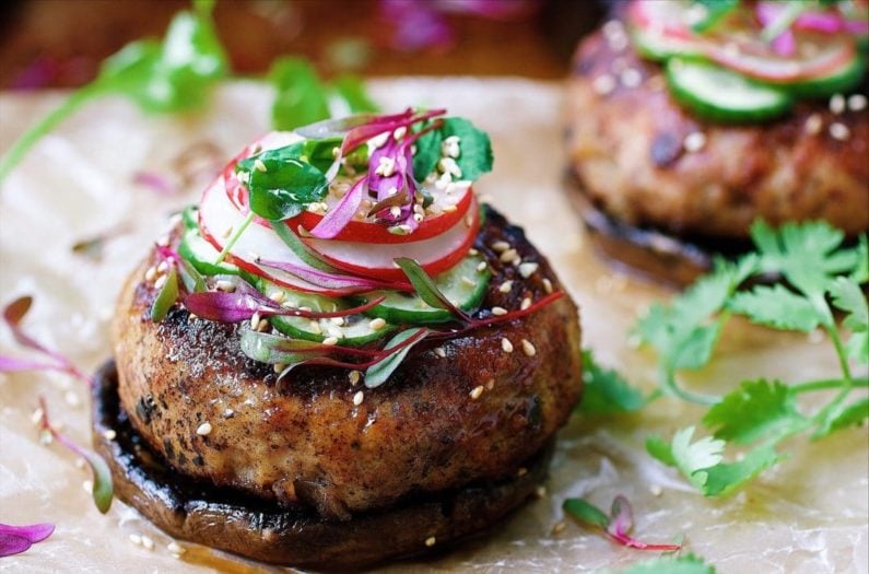 Paleo Worcestershire Sauce Hamburger Steak | IHeartUmami.com