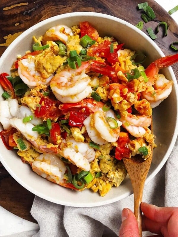 Paleo Chinese Shrimp Tomato Stir-Fry Whole30 Stir-Fry Shrimp Recipe with silky scrambled eggs.