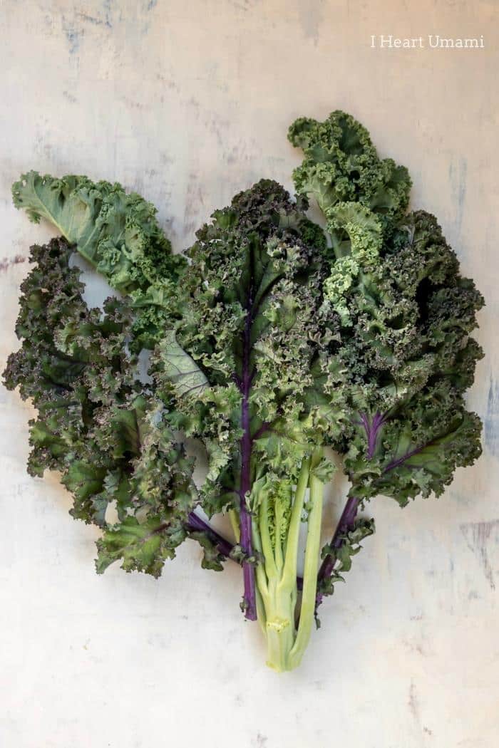 Oven baked and roasted kale chips Recipe