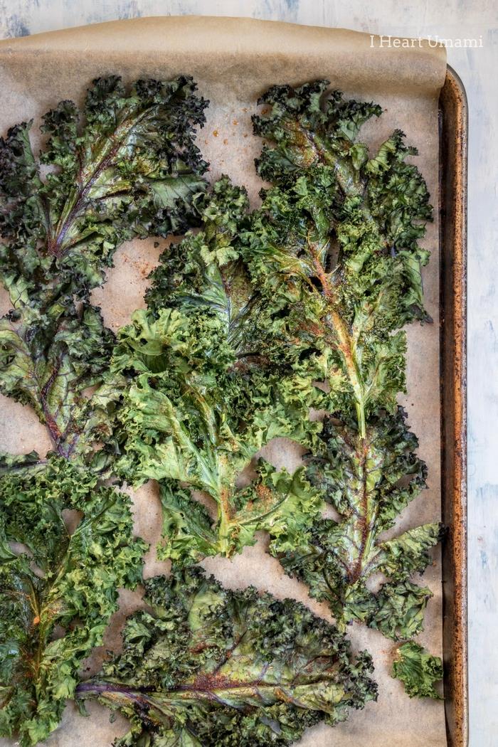 Oven baked and roasted kale chips Recipe