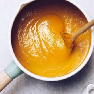 Paleo Blender Pumpkin Soup recipe with canned pumpkin and coconut milk, sweetened with natural apple juice.