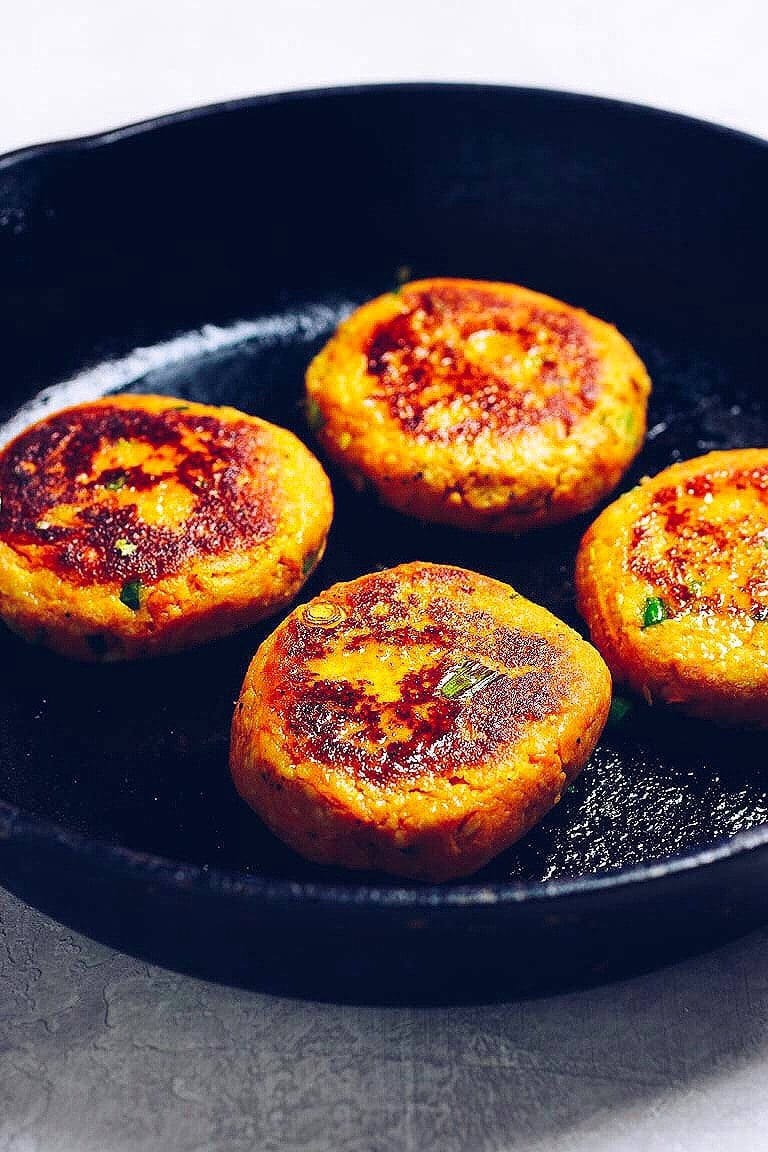 Paleo Sweet Potato Cakes recipe is the best leftover turkey or chicken recipe after thanksgiving.