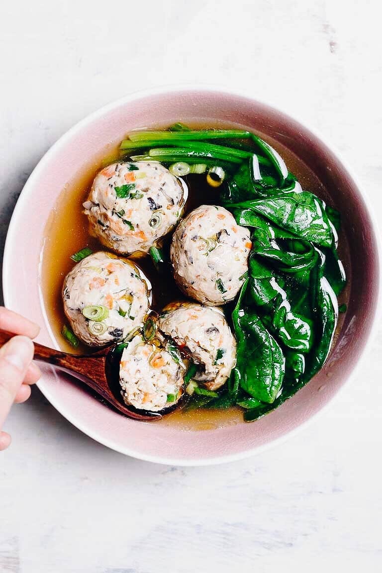 Paleo Chinese Chicken or Turkey Meatball Soup Recipe with spinach and no eggs in Asian ginger chicken broth from I Heart Umami.