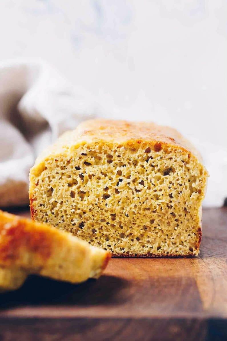 Easy Paleo Sandwich Bread recipe is low carb, keto, gluten-free with whole foods ingredients from I Heart Umami.