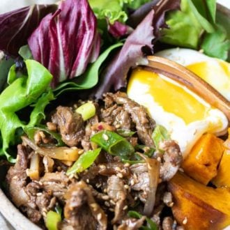 Easy Whole30 Korean Beef Bowl with savory and sweet bulgogi sauce. Easy to make and great for meal prep!