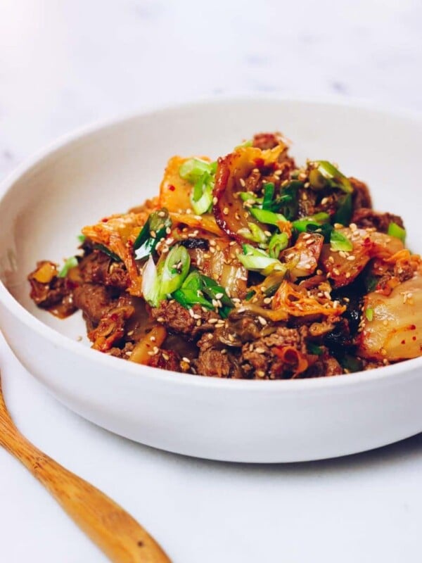 Paleo kimchi beef stir-fry recipe with shaved beef steak from I Heart Umami.