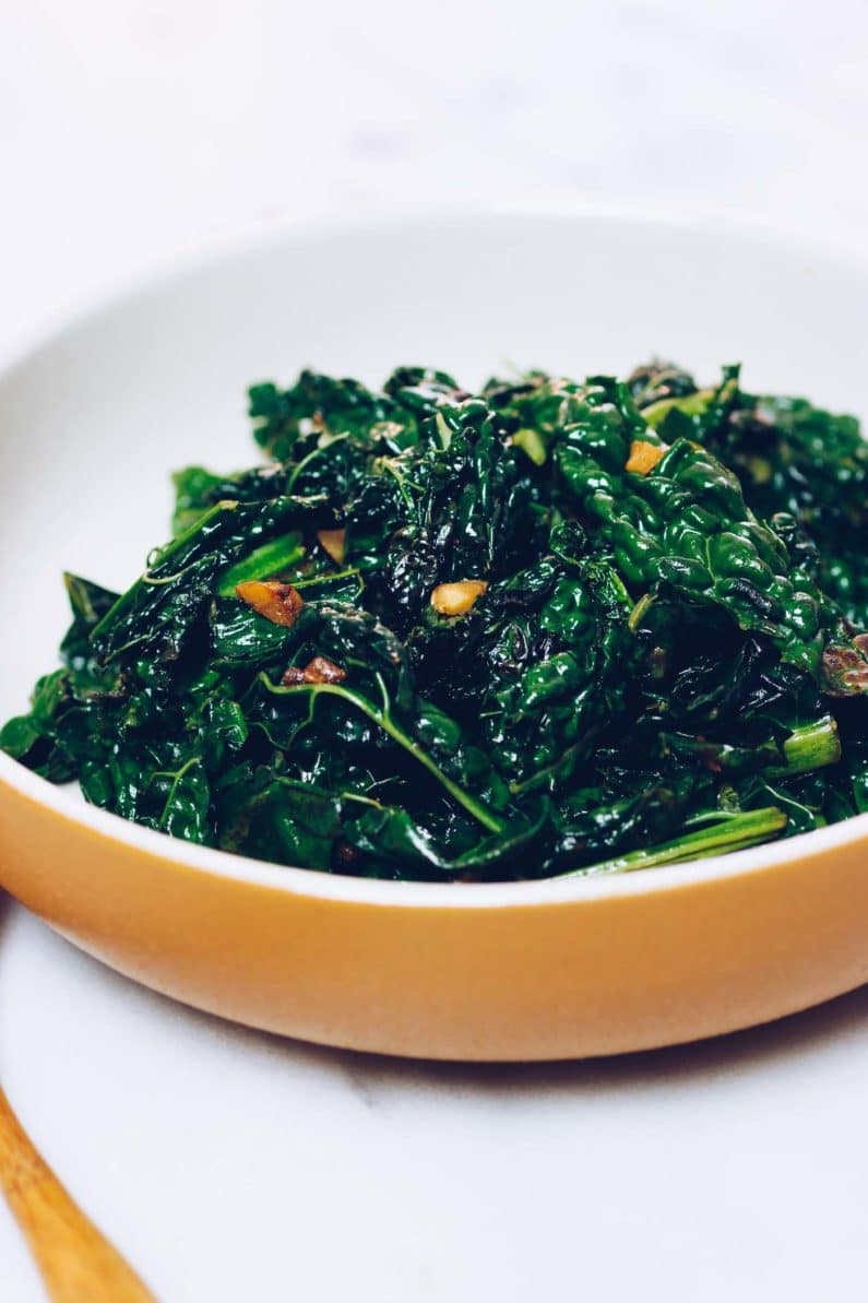 Paleo sauteed lacinato kale recipe is delicious and makes the best Paleo side dish from I Heart Umami. 