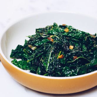 Paleo sauteed lacinato kale recipe is delicious and makes the best Paleo side dish from I Heart Umami.
