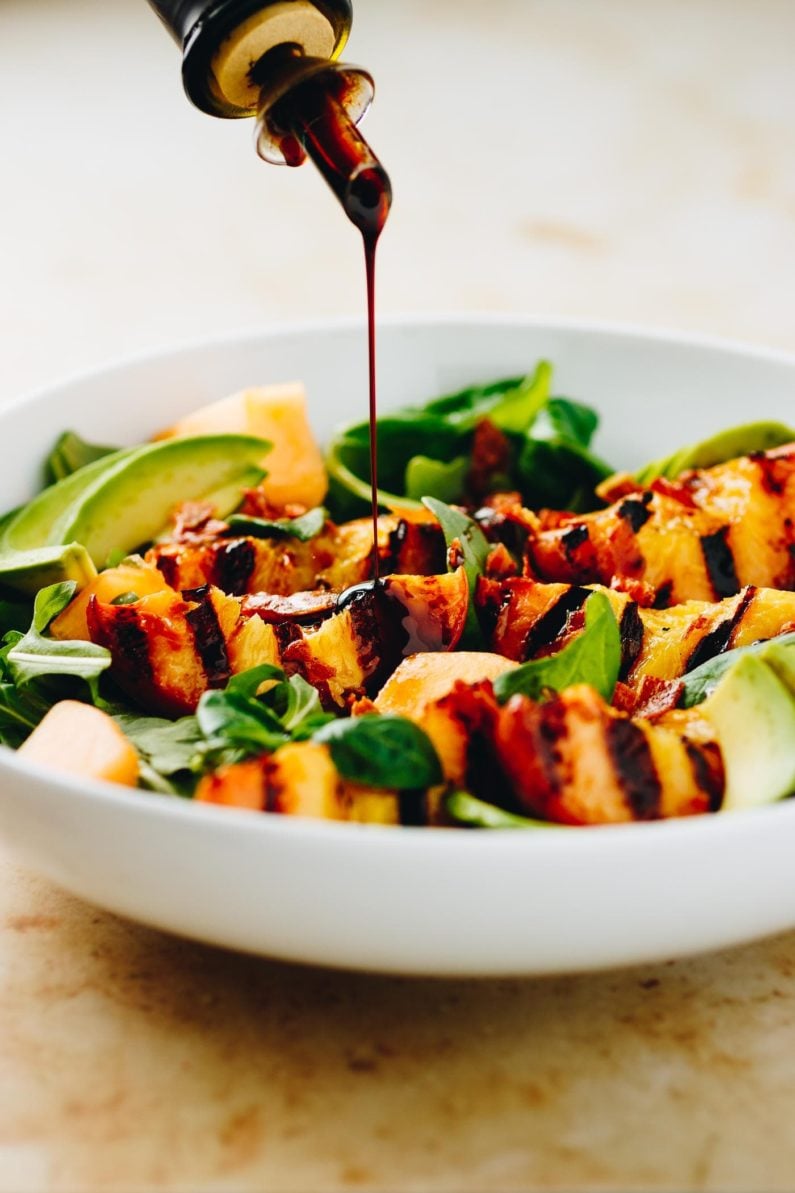 Paleo Grilled Peach Avocado Salad recipe with prosciutto and arugula low carb and whole30 from I Heart Umami.