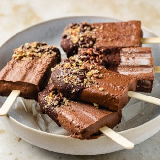 Low Carb Paleo Chocolate Fudge Popsicles