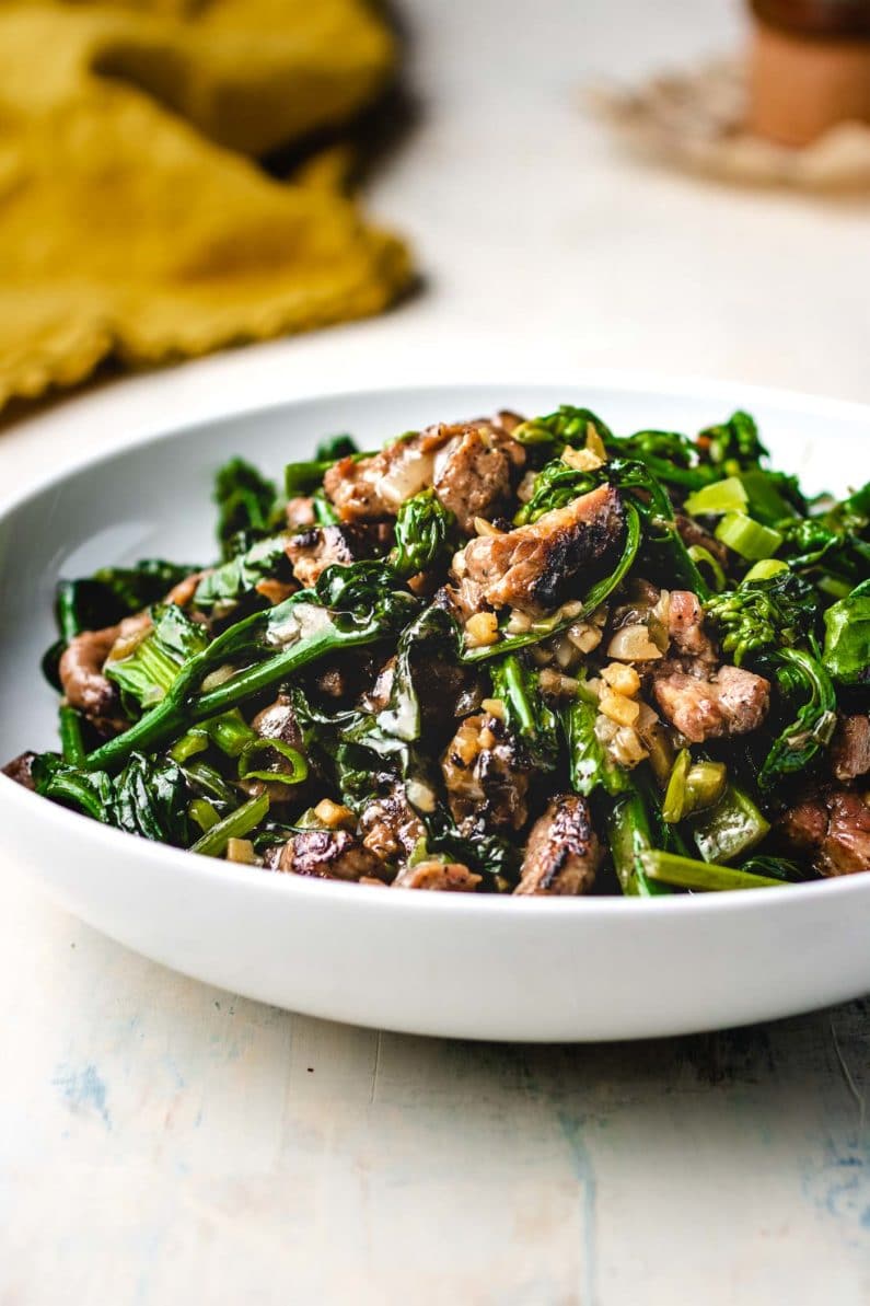 Paleo beef stir-fry in oyster sauce with yu choy vegetable is gluten-free, keto, and Whole30.