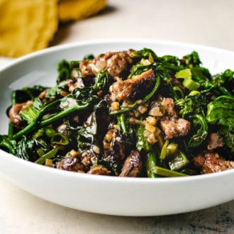Paleo beef stir-fry in oyster sauce with yu choy vegetable is gluten-free, keto, and Whole30.