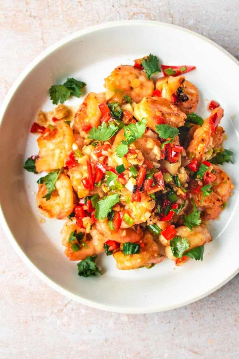 Vietnamese Easy Garlic Shrimp recipe with spicy chili garlic sauce is Paleo, Whole30, and Keto friendly.