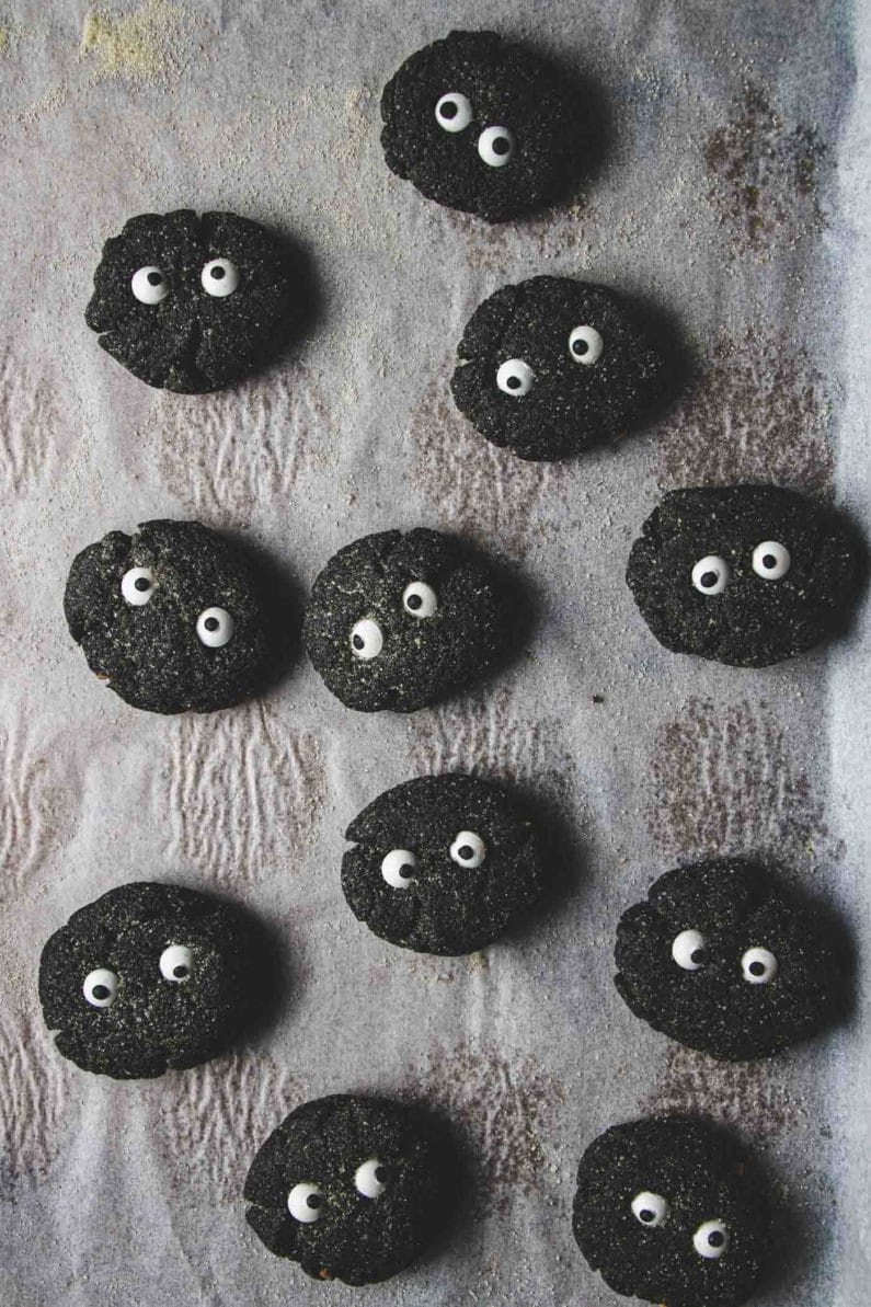 Soot Sprite Halloween Cookies recipe with black sesame paste (black tahini) are keto low carb from IHeartUmami.com