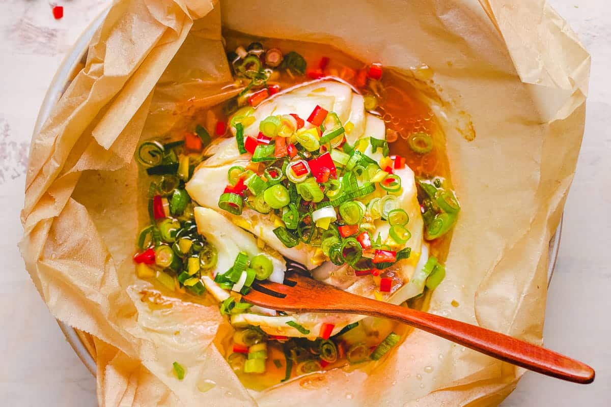 Air Fryer Halibut with Vegetables (Halibut en Papillote) - Stem