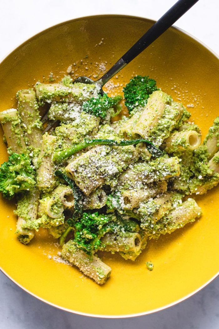 Finishing photo presentation for broccoli pesto pasta