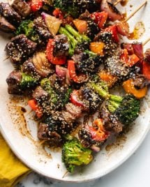 A cover image for the beef kabobs broccoli recipe