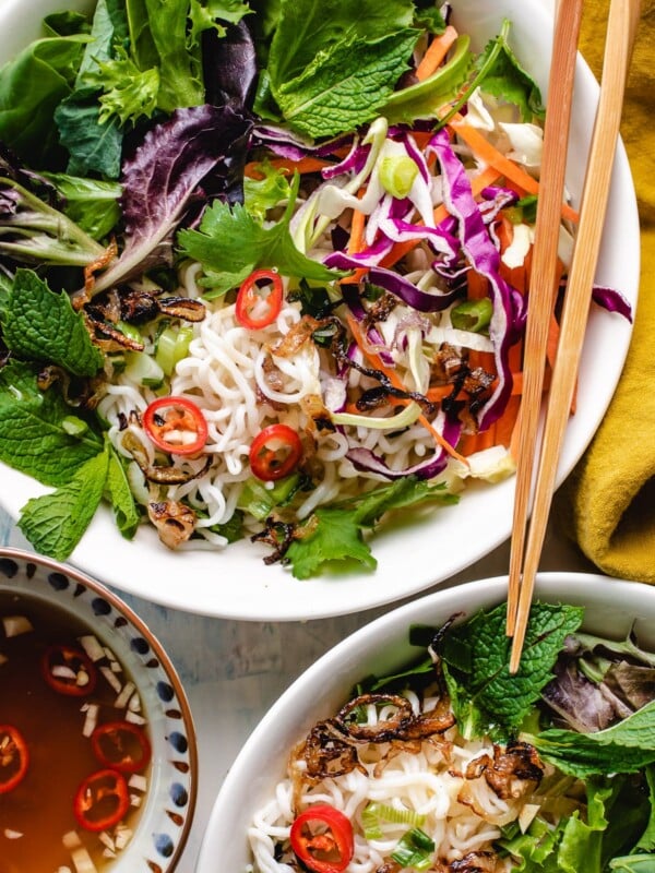 Shirataki noodles with vietnamese dipping sauce plated on two white bowls