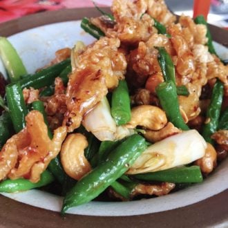 PaaDee's Thai Chicken Stir-Fry with Cashews and green beans
