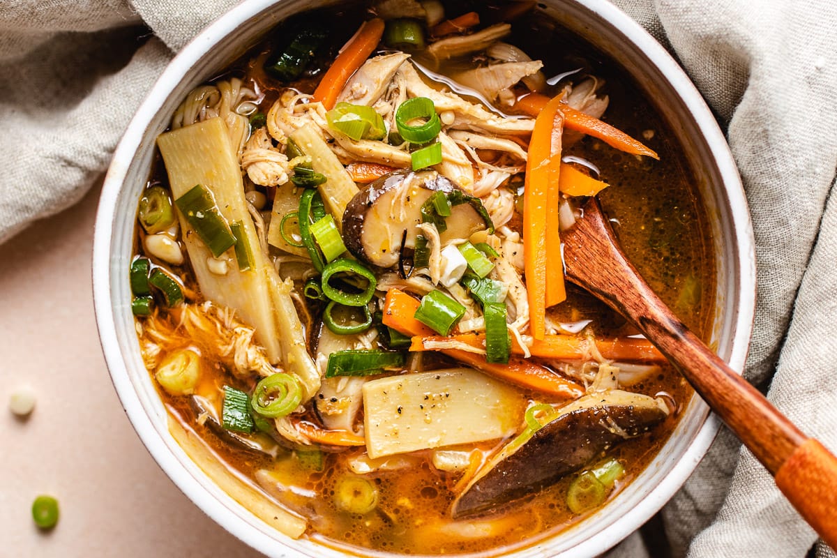 hot-and-sour-chicken-soup-healthy-i-heart-umami