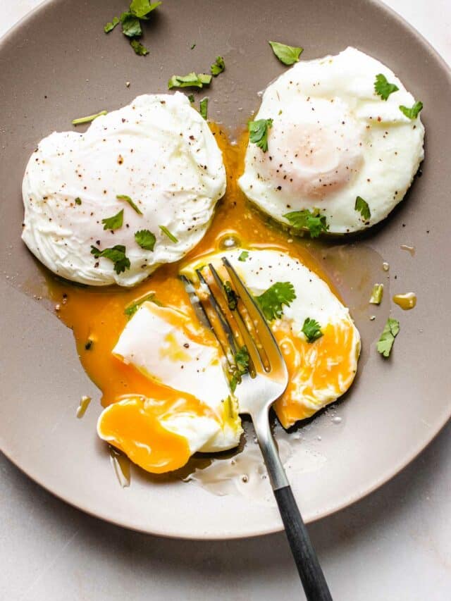 How To Make Perfect Poached Eggs In The Air Fryer | I Heart Umami®