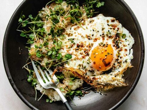 https://iheartumami.com/wp-content/uploads/2023/07/How-to-fried-eggs-in-air-fryer-500x375.jpg