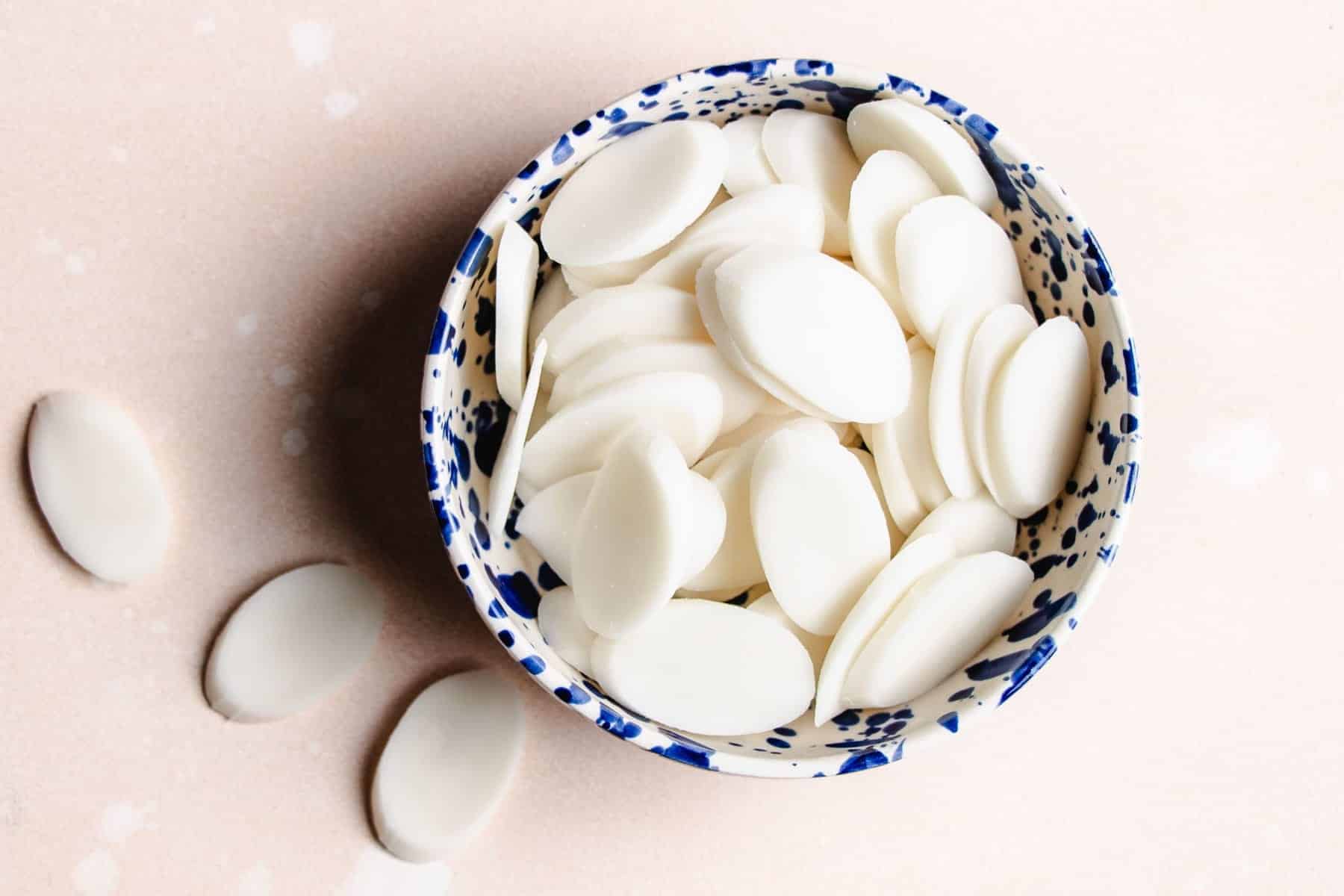 Photo shows what Chinese rice cake look like in oval shape.