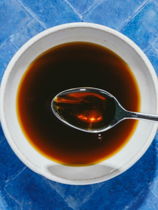 Egg Roll Sauce (easy, authentic Asian dipping sauce)