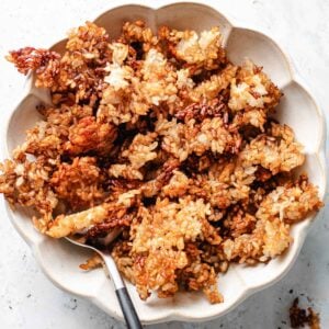 Recipe image shows a bowl of crispy rice that is seasoned and ready to use and eat.